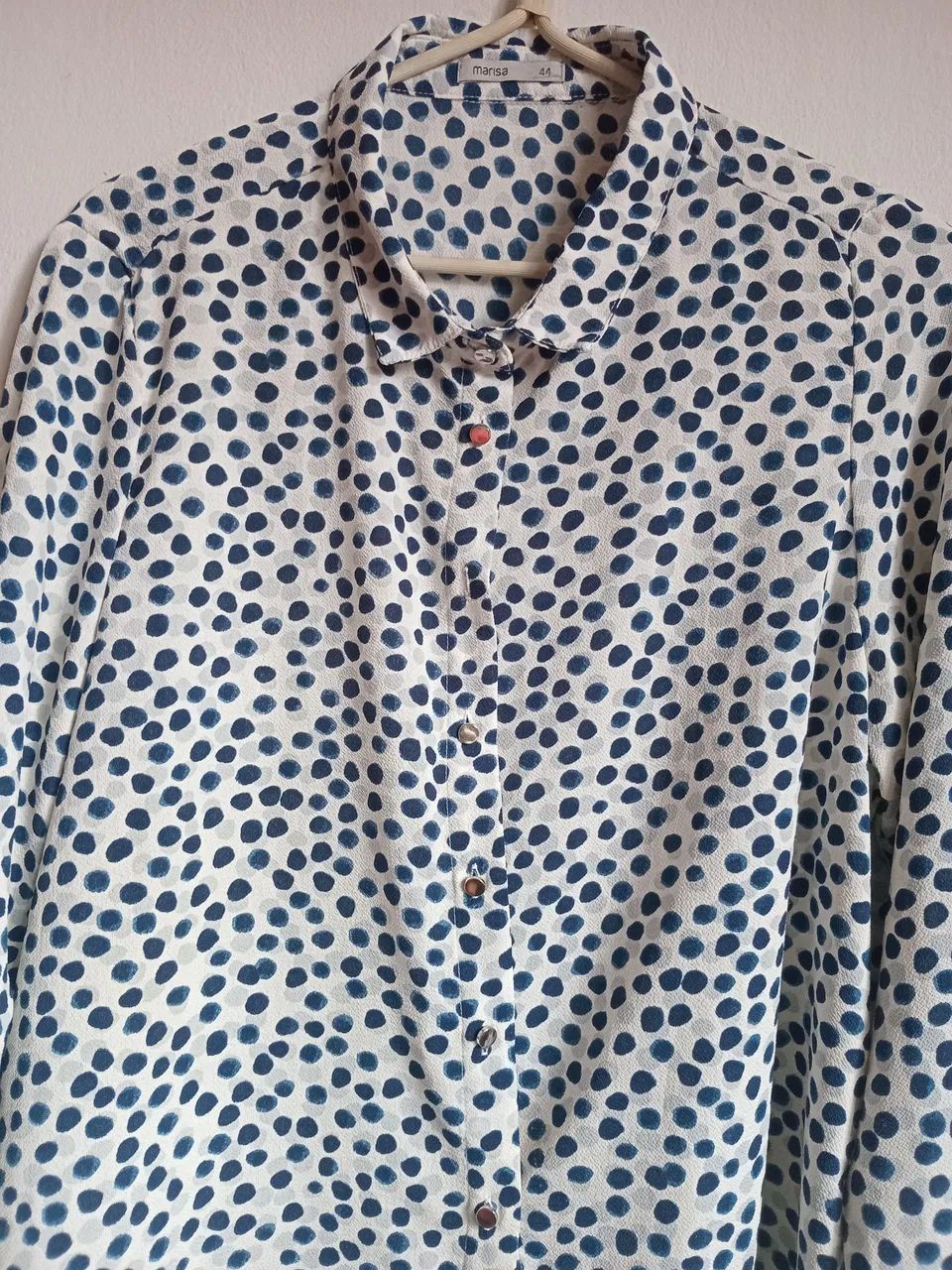 Blusa Tecidos de Bolinhas TAMANHO M