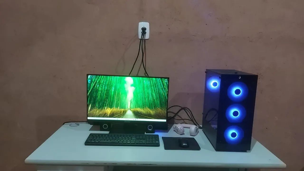 Computador com mesa, não aceito trocas