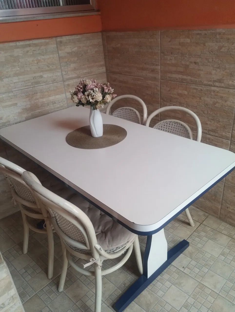 Mesa com 4 cadeiras - Foto 2