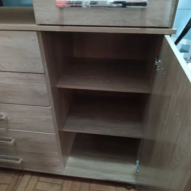 Cômoda seminova em excelente estado. - Foto 2