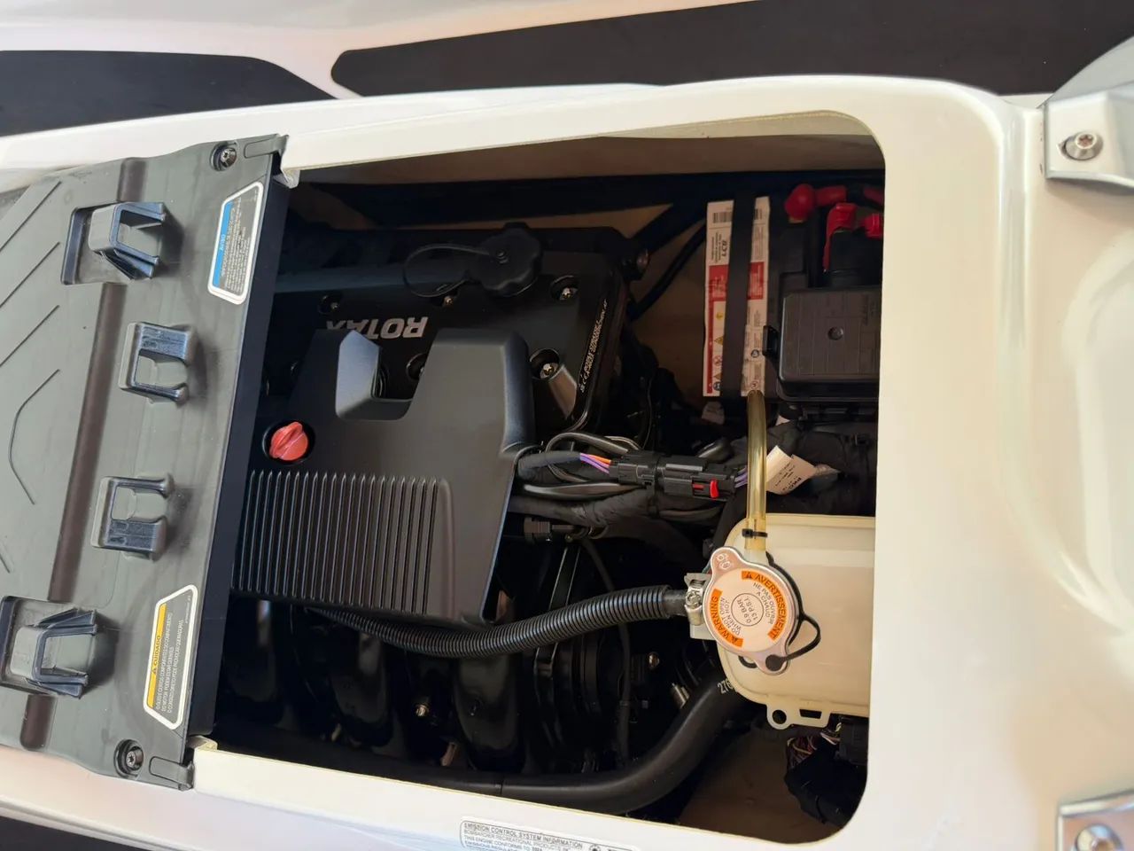 JETSKI SEADOO GTX 300 LIMITED, BRANCO PÉROLA, ANO 2024 - Foto 2