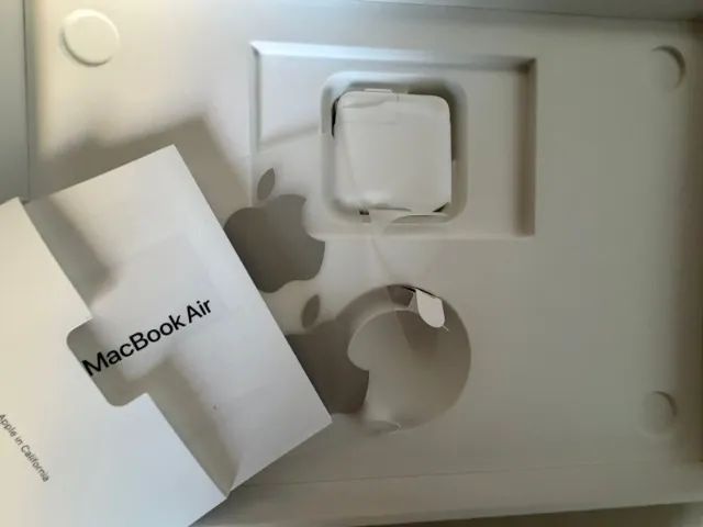 MacBook Air M1 8GB 256GB バッテリー98% おまけ付き MacBook Air M1 8GB 256GB - Bateria 98% - Caixa - Ótimo estado