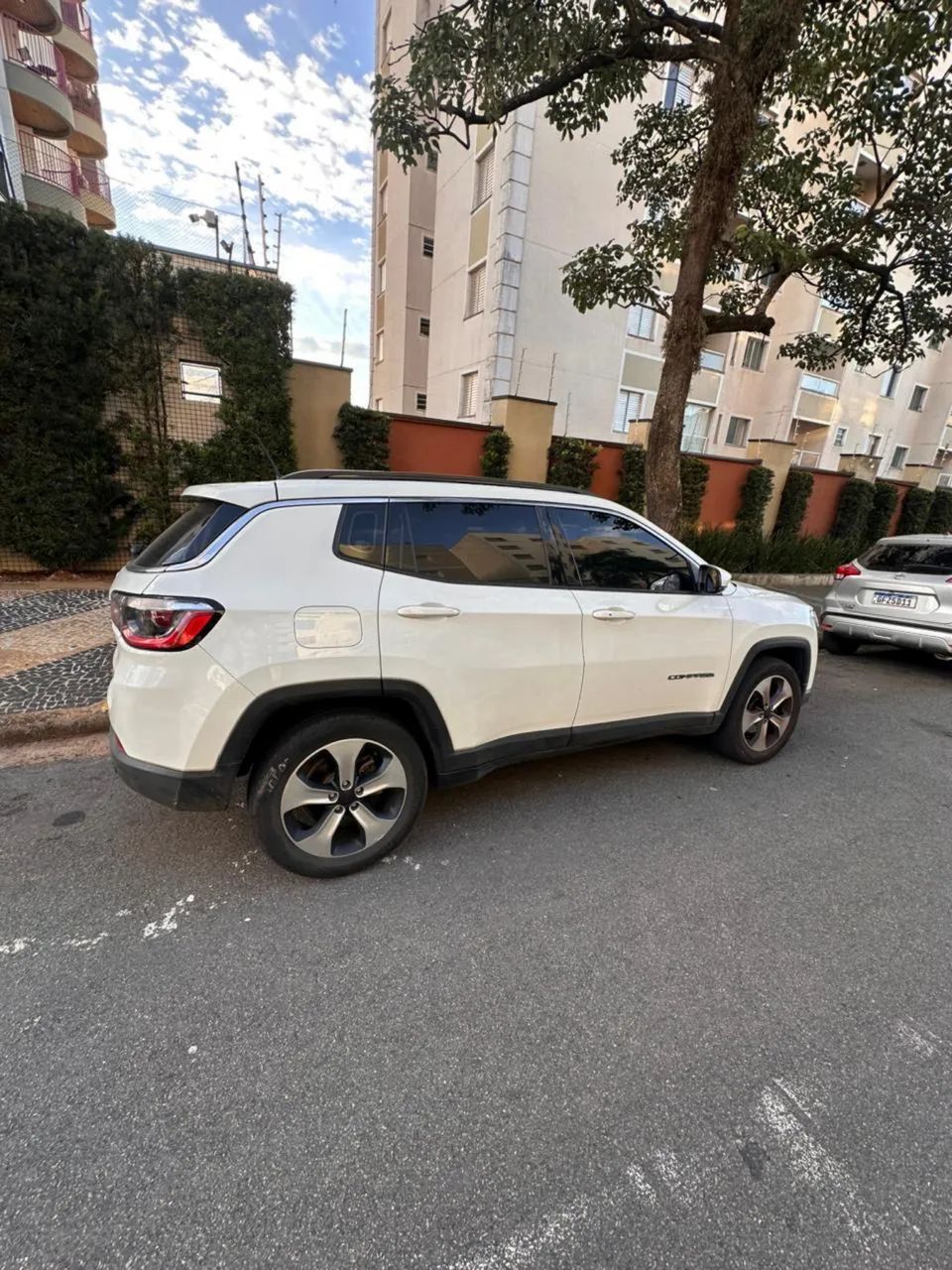 Jeep Compass Longitude 2.0 4X2 Flex 16V Aut. 2017 - Foto 4