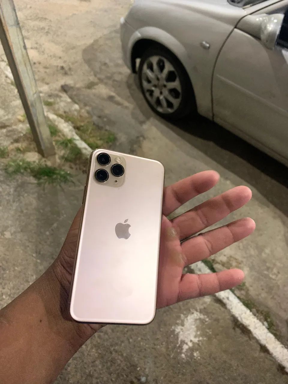 iPhone 11 Pro 