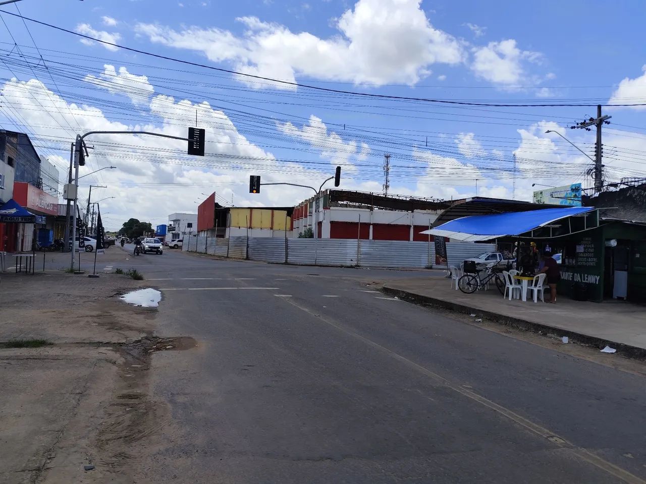 Alugo este ponto comercial bem localizado  - Foto 3