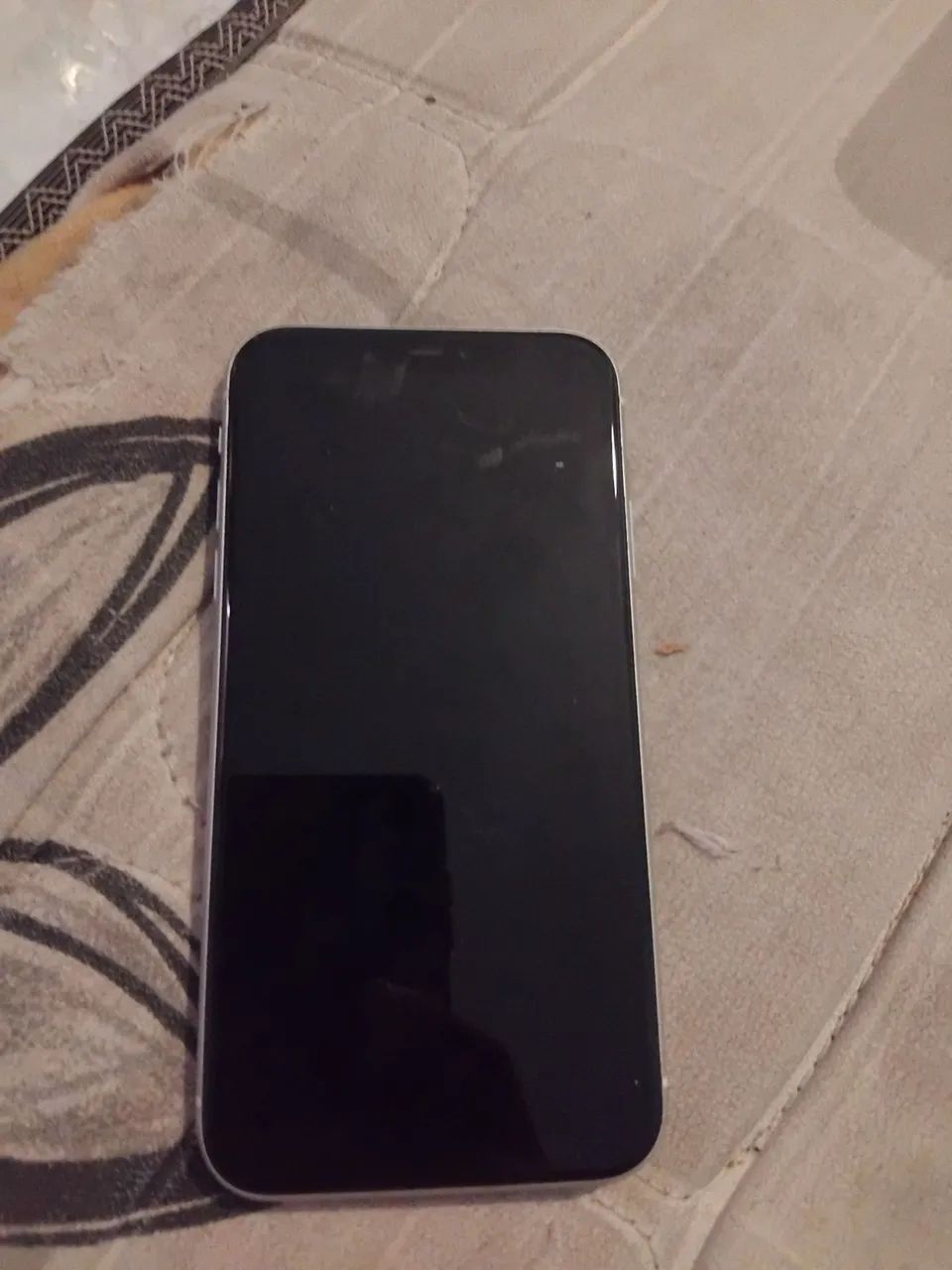 Iphone 11 64gb branco zerado face id funcionando  - Foto 4