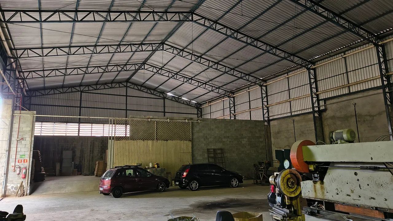 Galpão industrial e armazém em Ferraz de Vasconcelos-com 3.200m². de construção. - Foto 2
