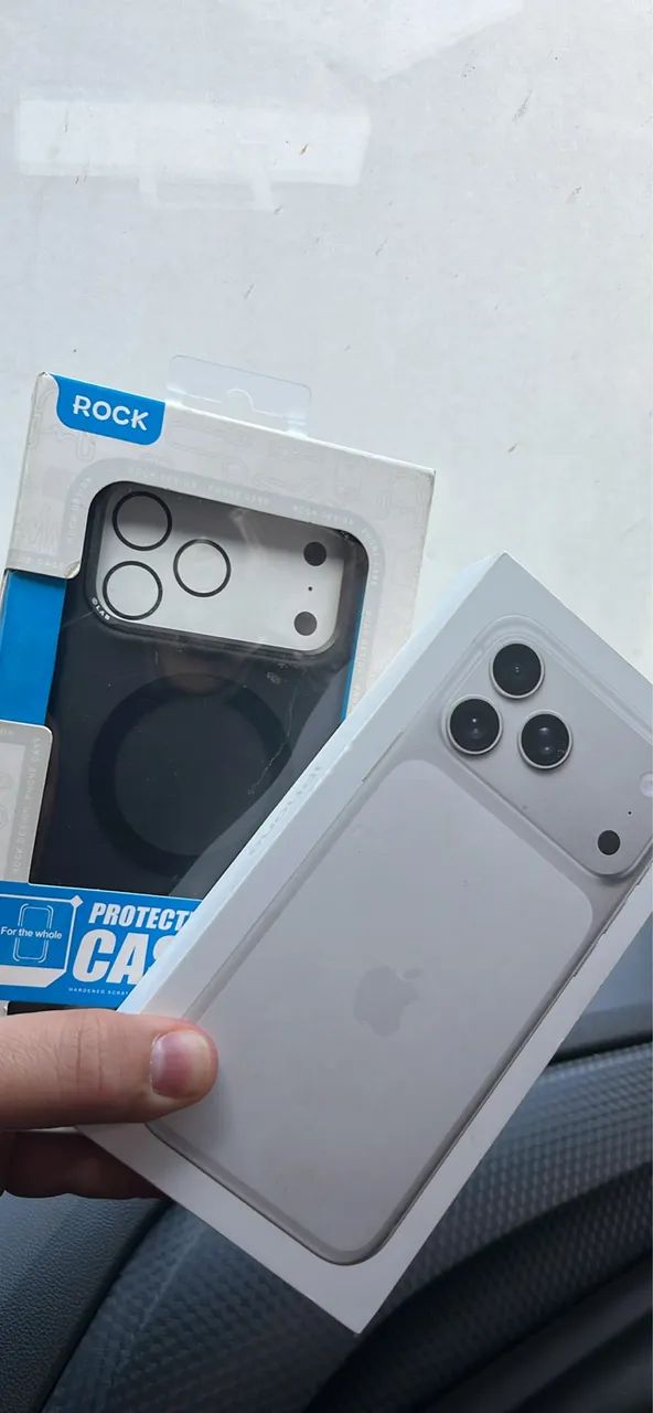 Vendo IPhone 17 Pro Max 256 LACRADO  - Foto 2