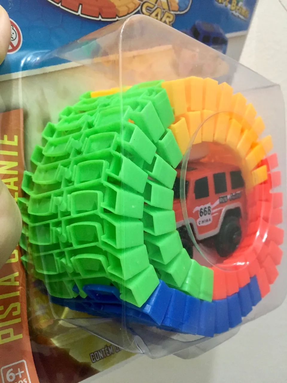 Carrinho de brinquedo e Pista  flexível - Foto 2