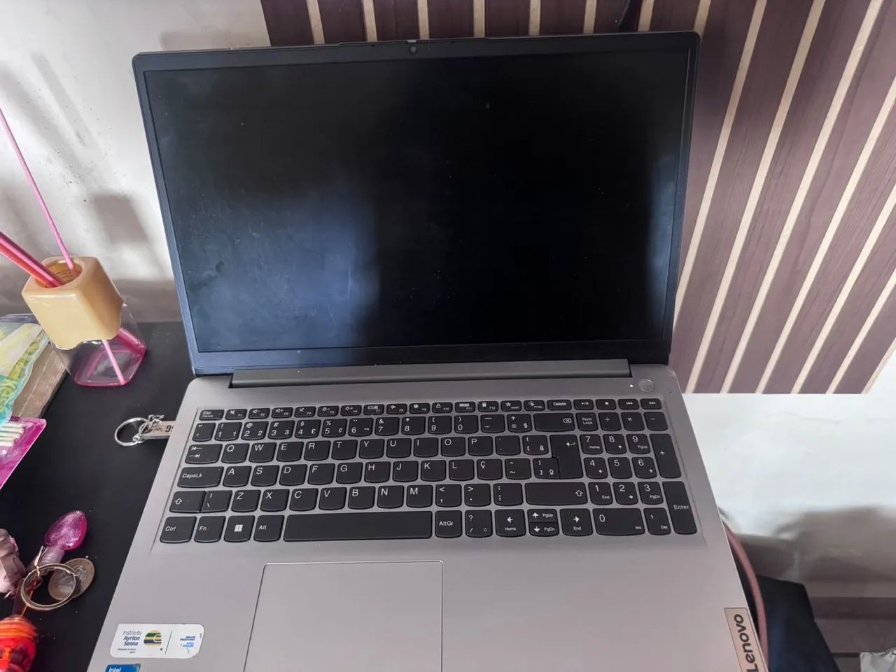 Vendo notebook leonovo  - Foto 2
