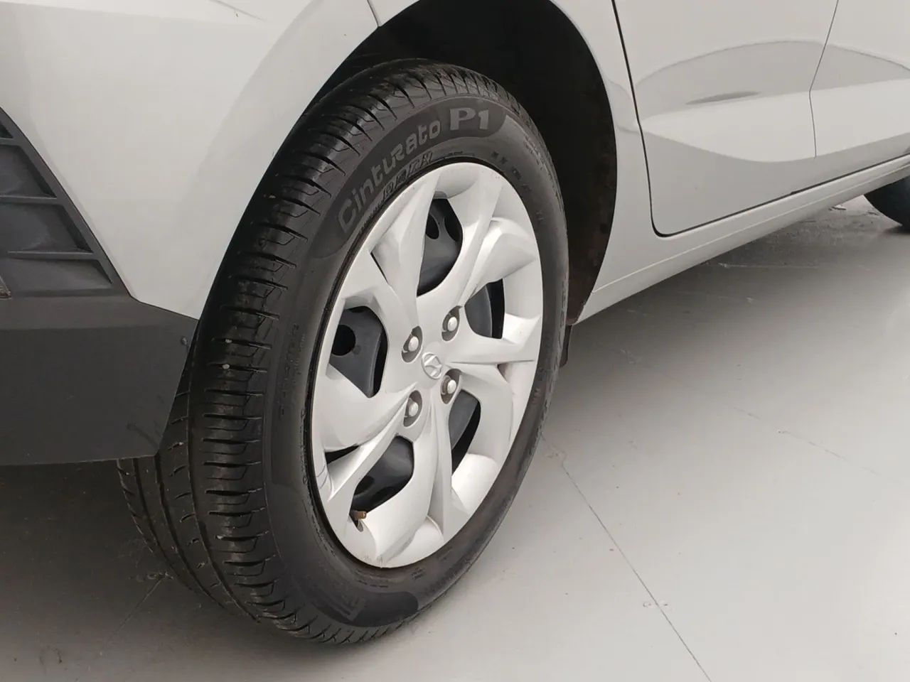 Hyundai HB20 Comfort 1.0 Flex 12V Mec., foto 14 de 18