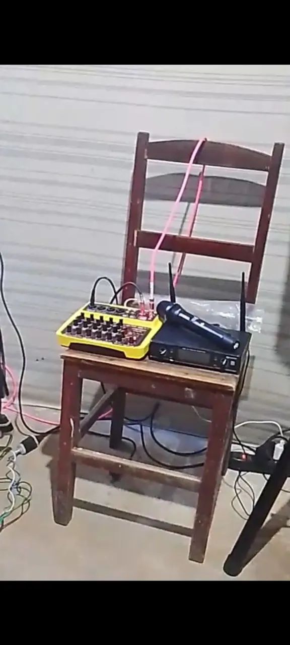 Vendo som, mesa de som e microfone  - Foto 2