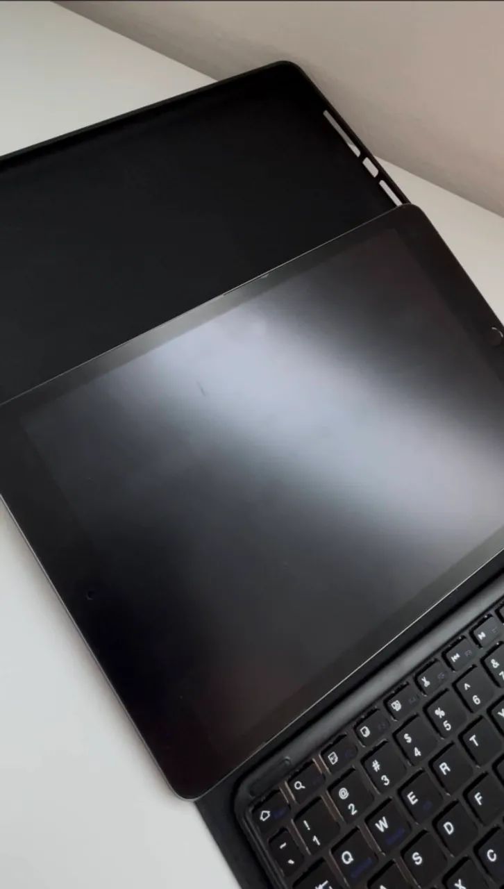 iPad 9 64GB + teclado - Tablets e E-Readers - Gato Preto, Sousa