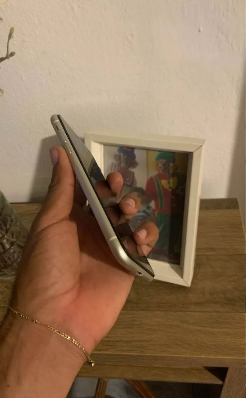 IPHONE 11 64GB 