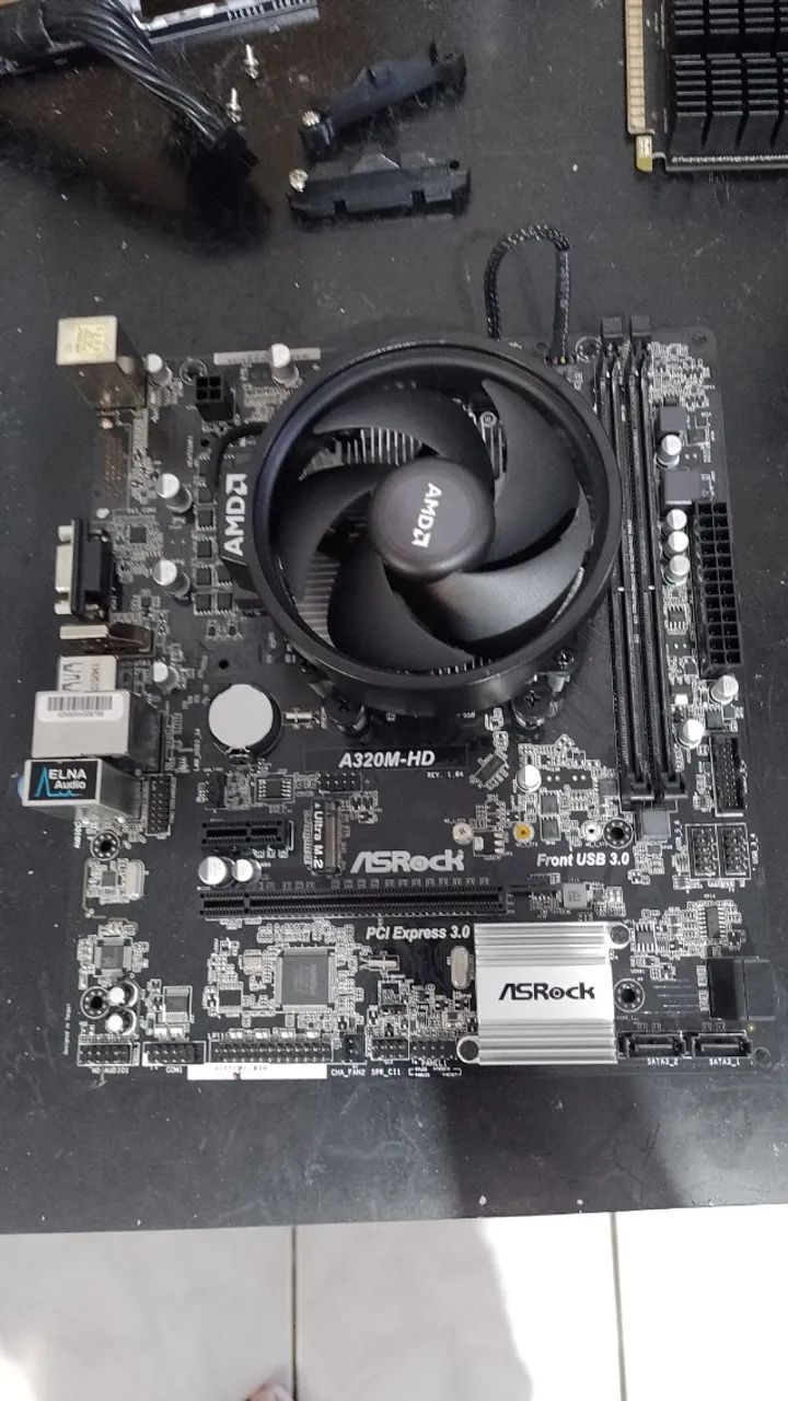 Kit AMD Ryzen 3 + A320M