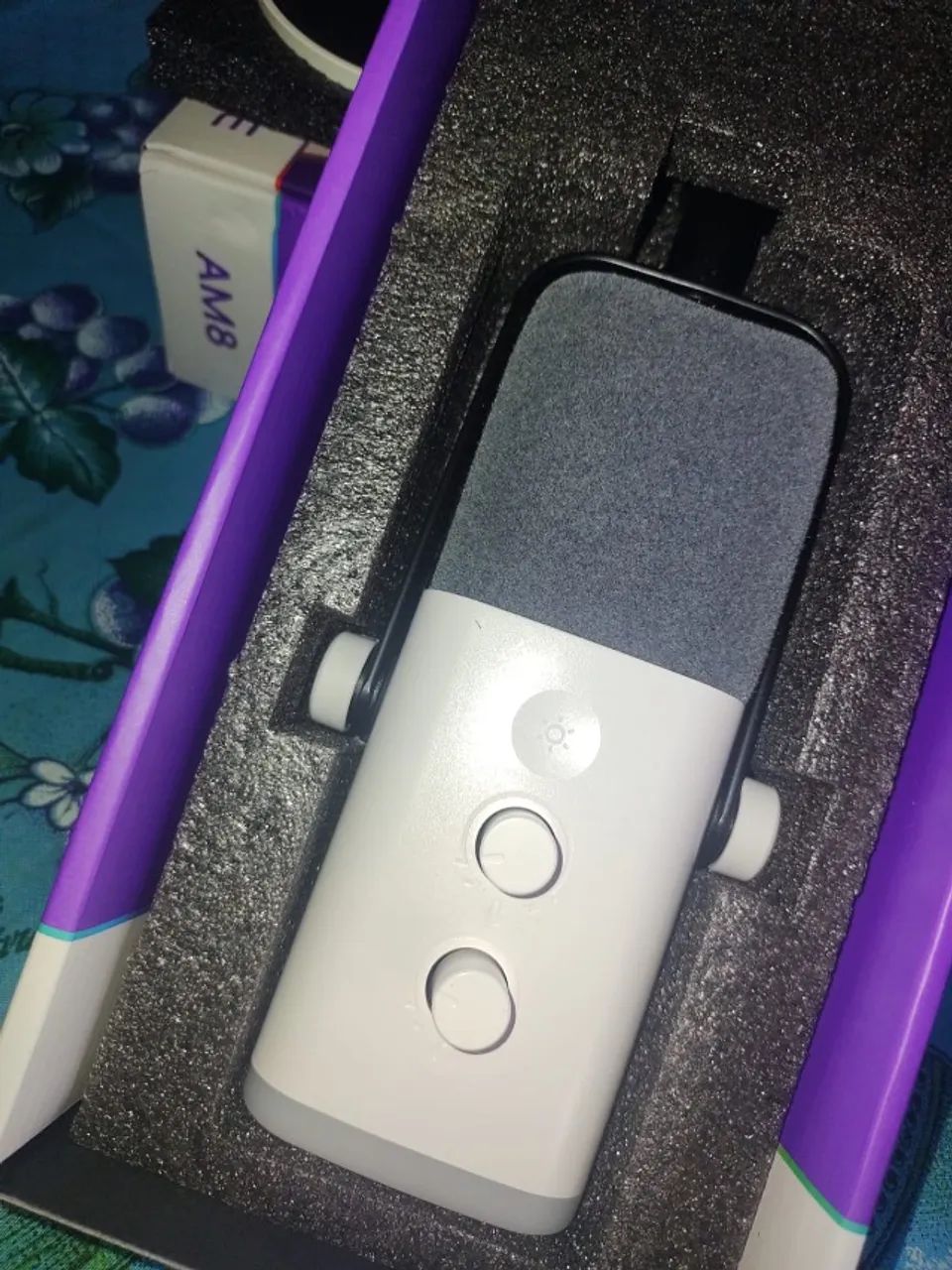 MICROFONE GAMER RGB FIFINE BRANCO - Foto 4