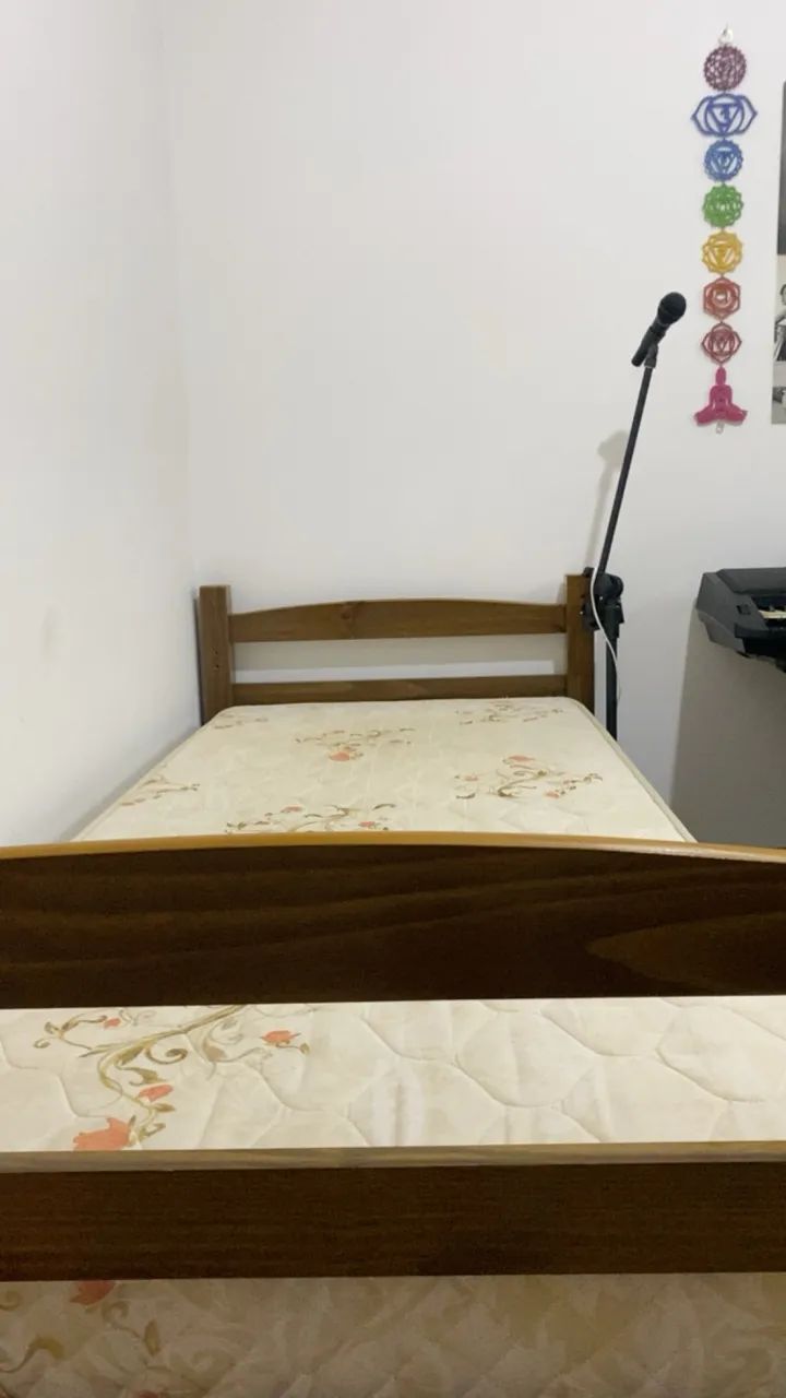 Cama e colchão de solteiro  - Foto 2