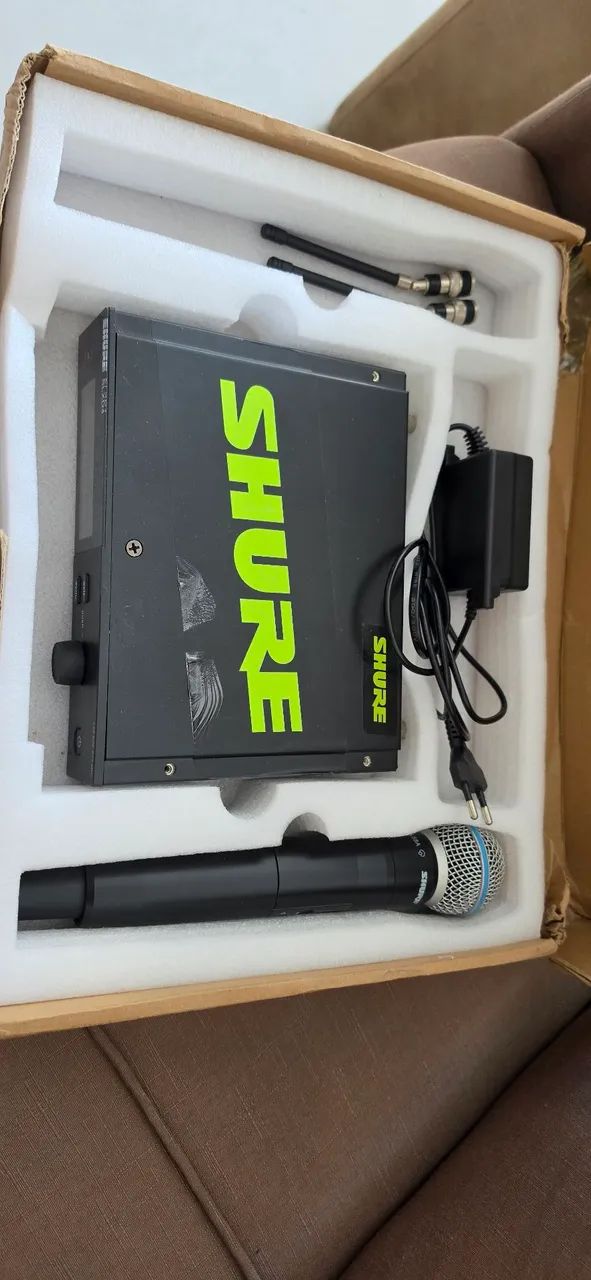 Microfone  shure SDXL 4 Na caixa com bastao profissional 