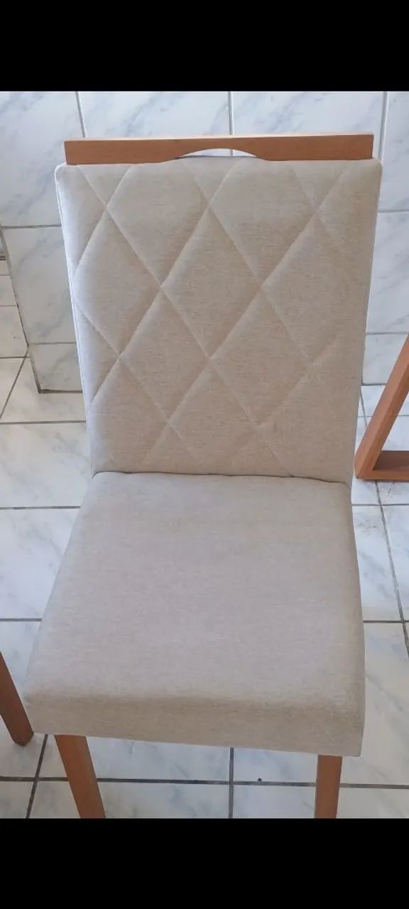 MESA DE JANTAR COM 4 CADEIRAS - DESIGN MODERNO - Foto 4