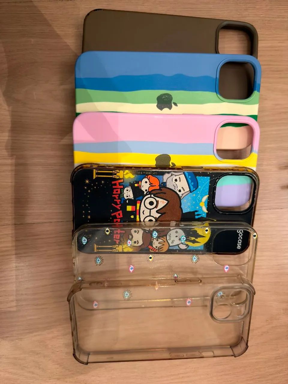 iPhone 13 128GB Estelar - Impecável + Caixa + Carregador + 6 Capinhas - Foto 2