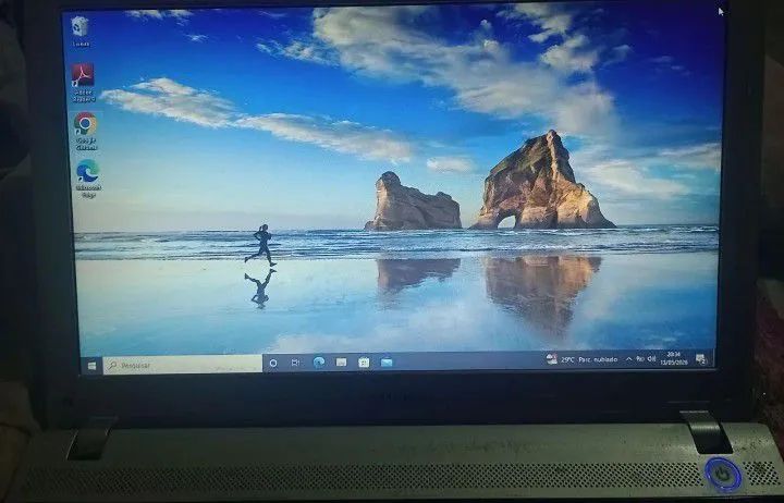 Notebook Samsung funcionando 