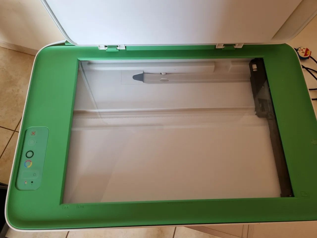 Vendo Impressora Deskjet Advantage 2376  - Foto 3