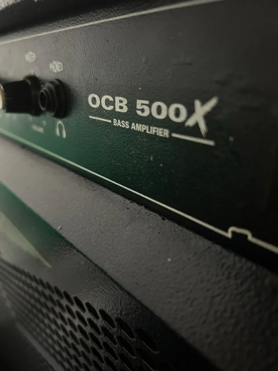 Caixa amplificada onel