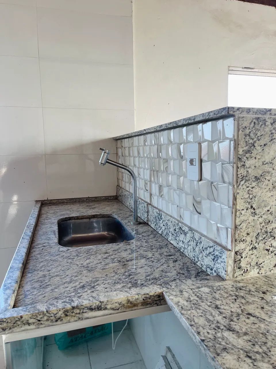 CASA À VENDA EM ITAPUÃ  - Foto 4