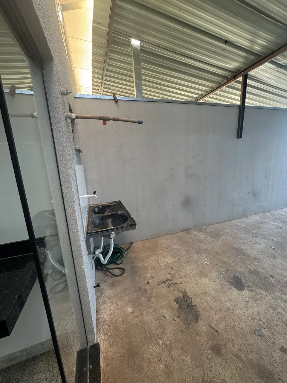 Alugo sala comercial/galpão, oportunidade! - Foto 2