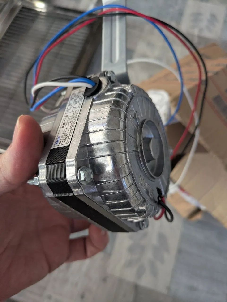 Micro Ventilador Elgin. Exaustor - Foto 2