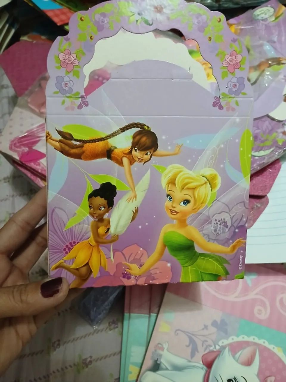 Roupas e papelaria  - Foto 2