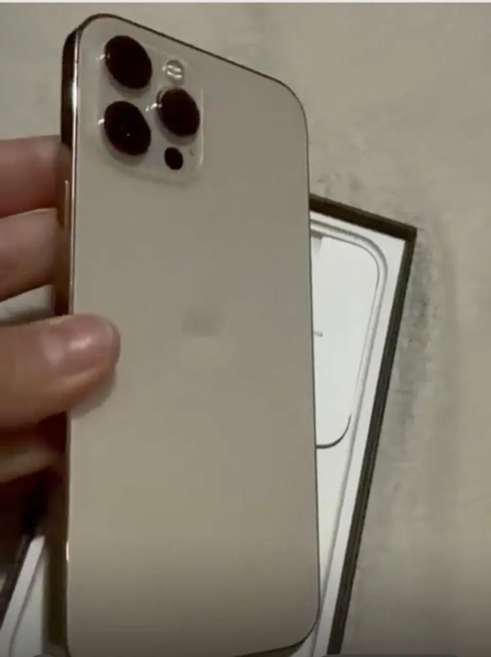iPhone 12 Pro Max semi-novo