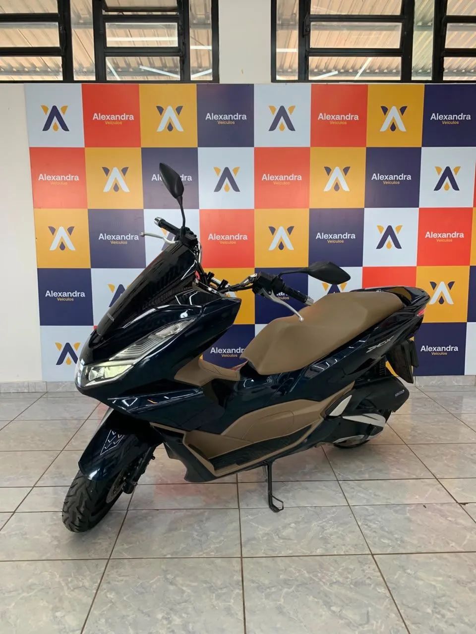 PCX 160 DLX - Foto 4