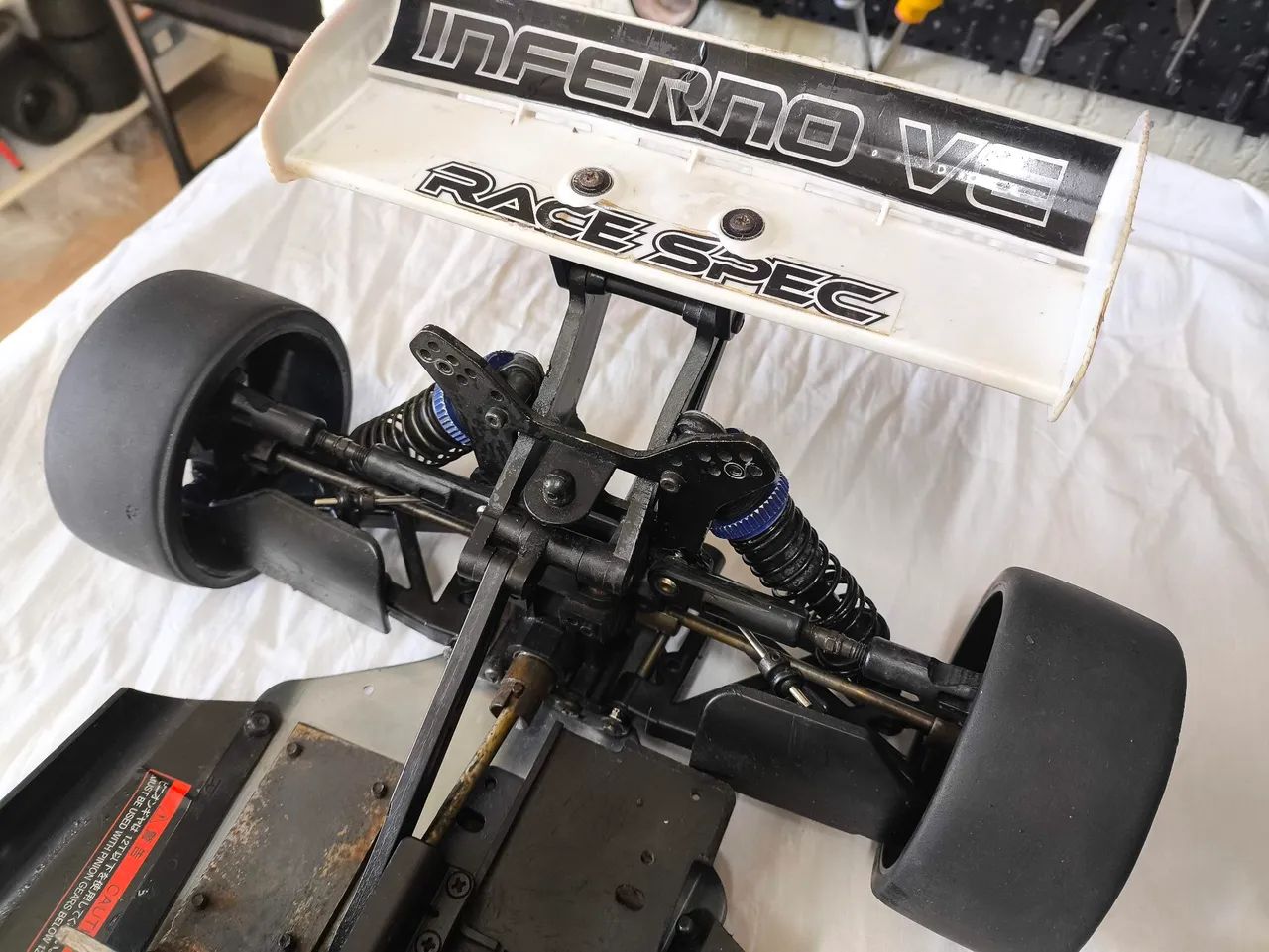 Chassi Automodelo 1/8 Elétrico: Kyosho Inferno VE (Race Spec) - Foto 5