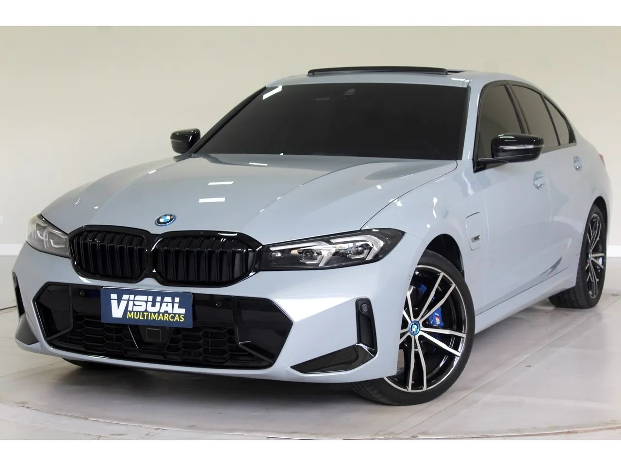 BMW 330E 2023