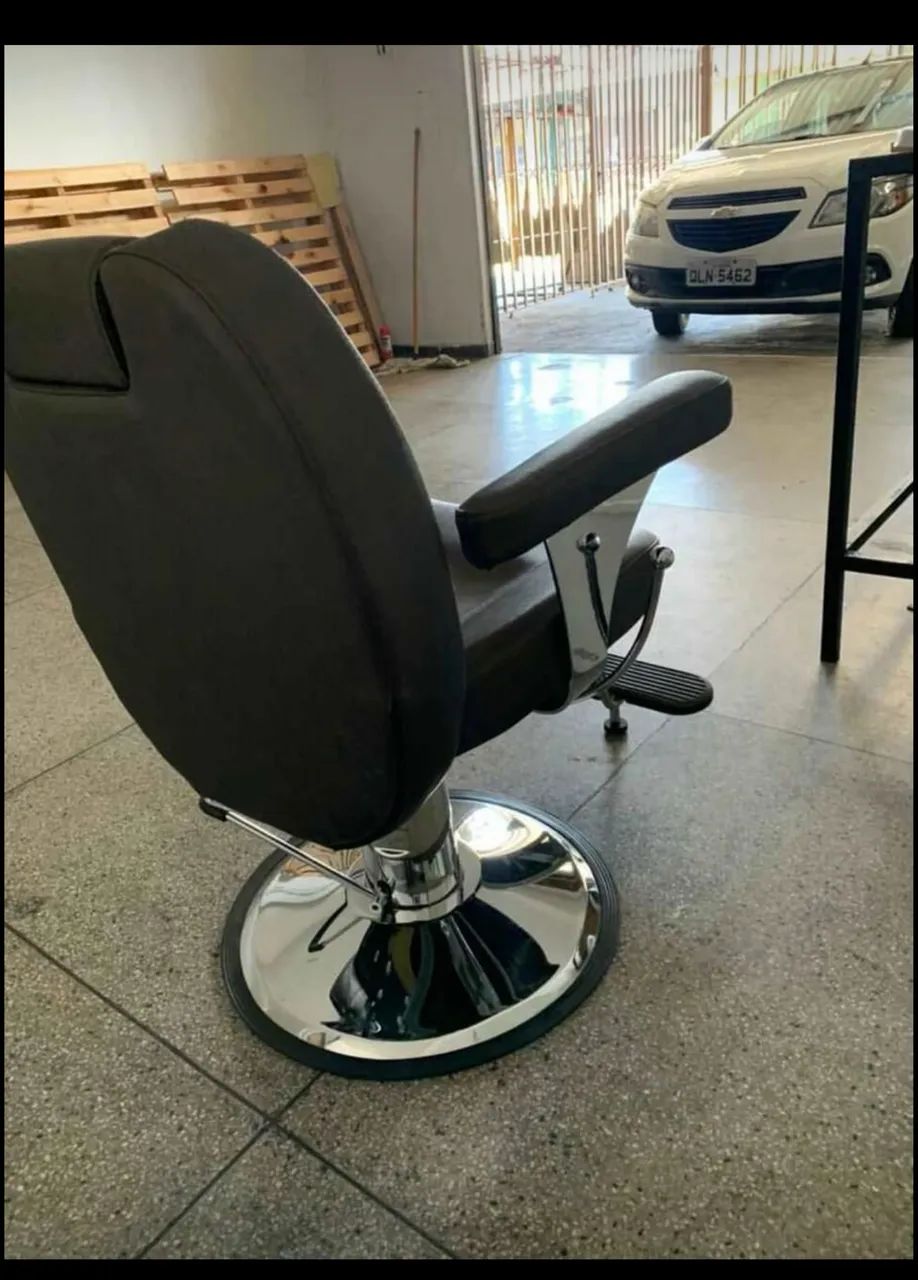 Cadeira poltrona salão barbearia  - Foto 2