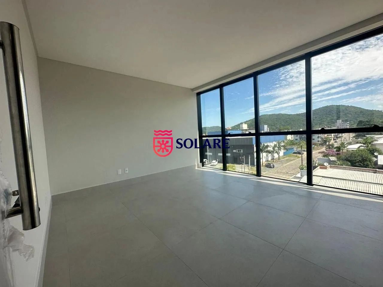 Sala comercial a venda no bairro de Bombas - Foto 2
