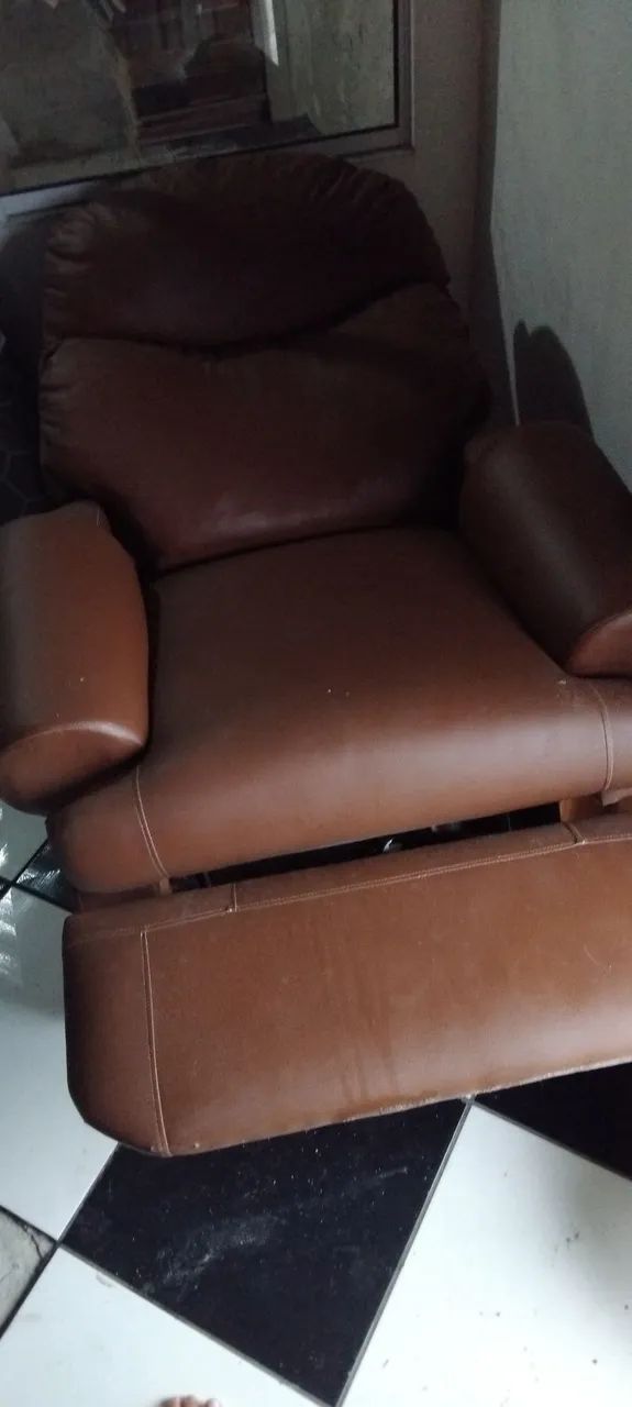 Poltrona versátil,dar pra sentar e deitar - Foto 2