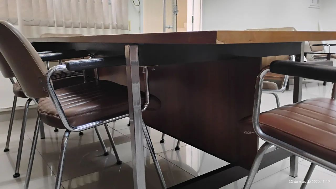 Mesa de reunião retrô - Foto 3