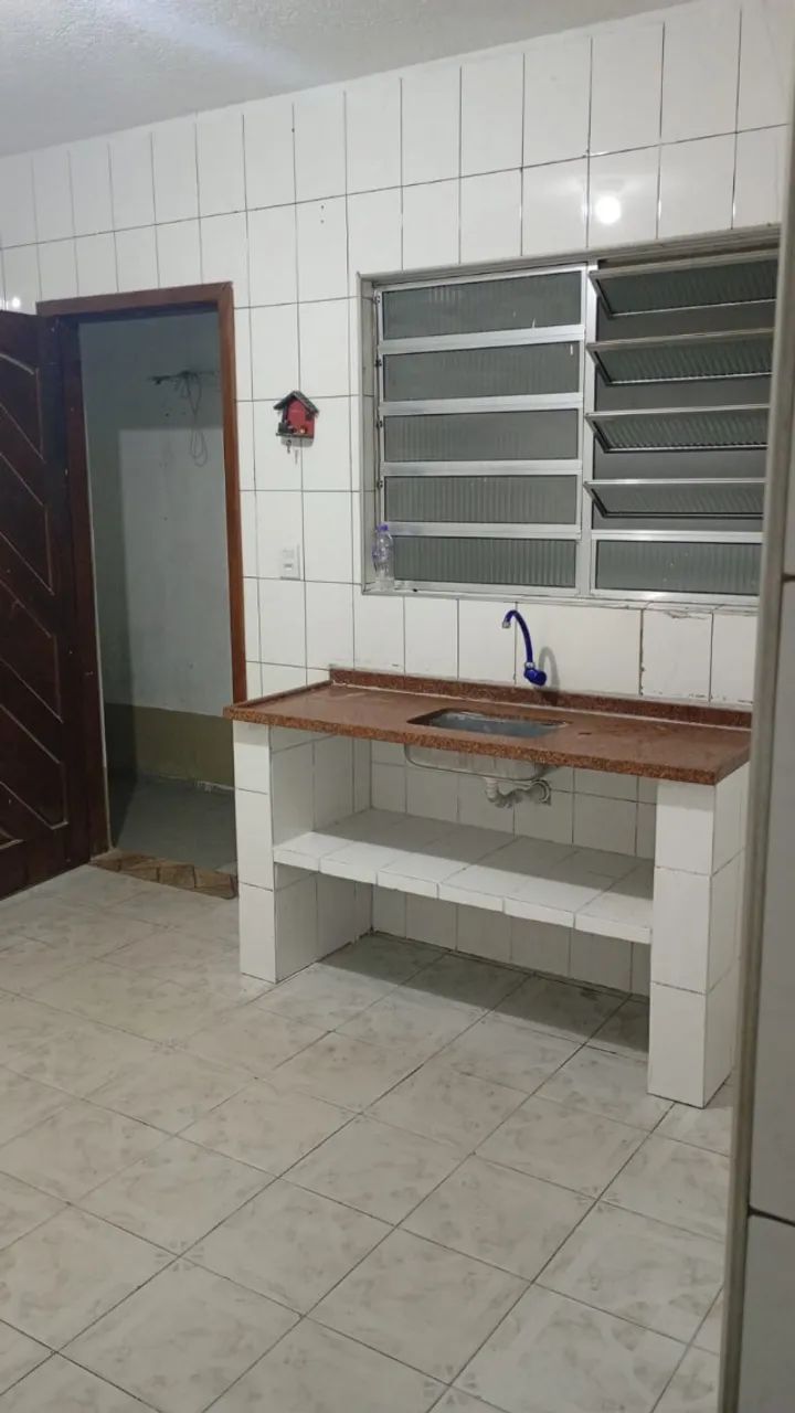 Aluga se casa proximo a estação Varginha