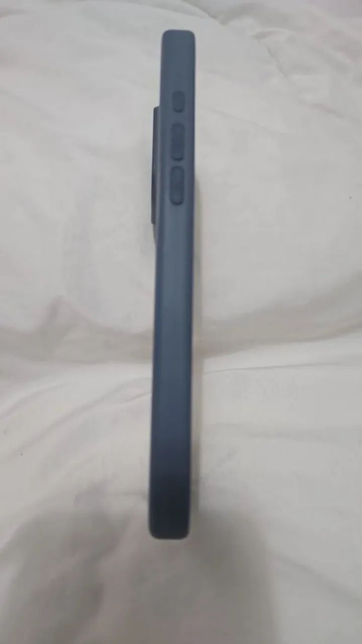 CAPINHA ORIGINAL APPLE - iPHONE 15 PRO MAX - Foto 5