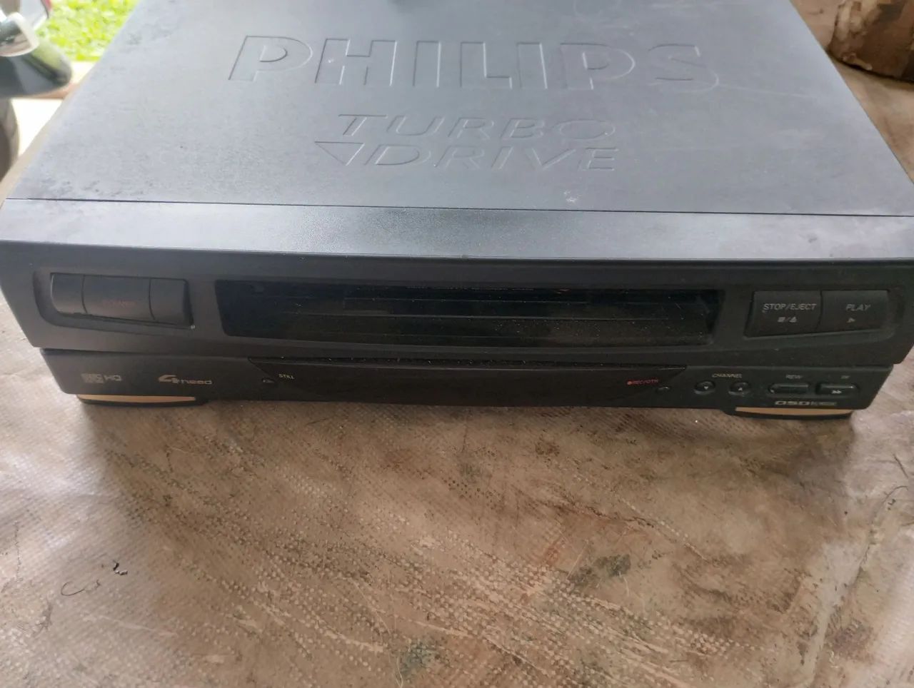 Vídeo K7 Philips com detalhes de funcionamento 