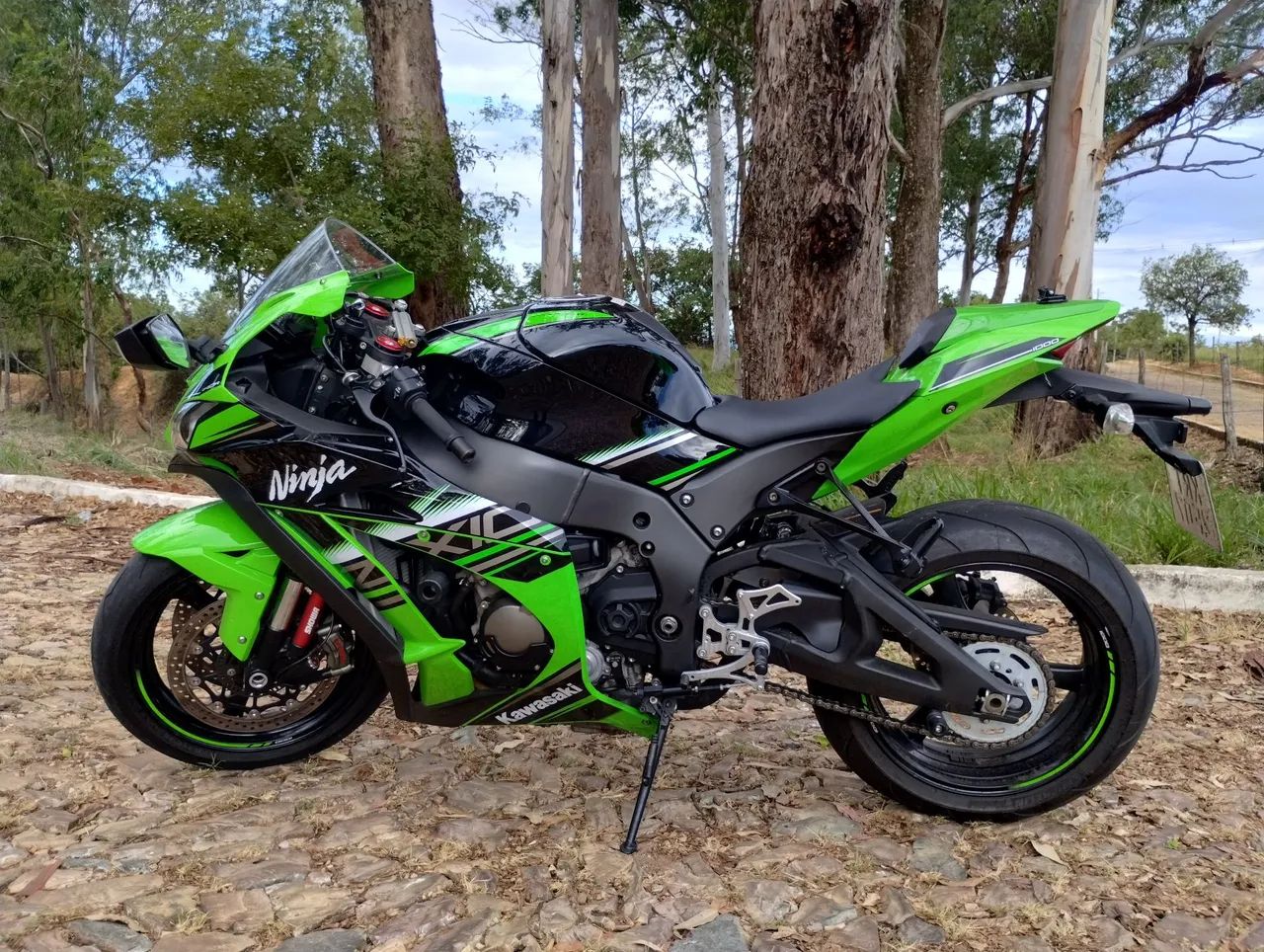 Kawasaki Zx-10/ Zx-10r 1000cc 2017 - 1512328071 | OLX