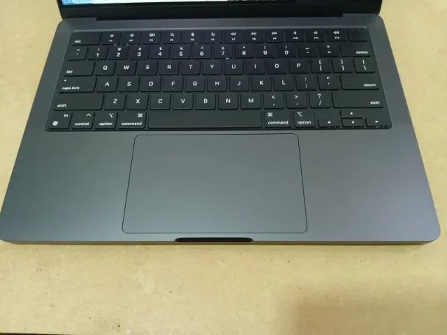 Apple Macbook Pro A2992 14 Pol -  18GB Ram - 512 SSD - M3 (Usado) - Foto 5