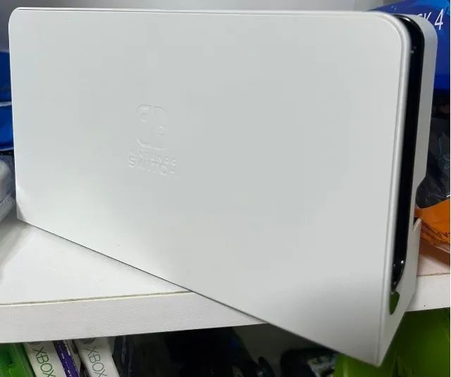 Dock Nintendo Switch OLED ORIGINAL novíssima!!! Nunca usada!