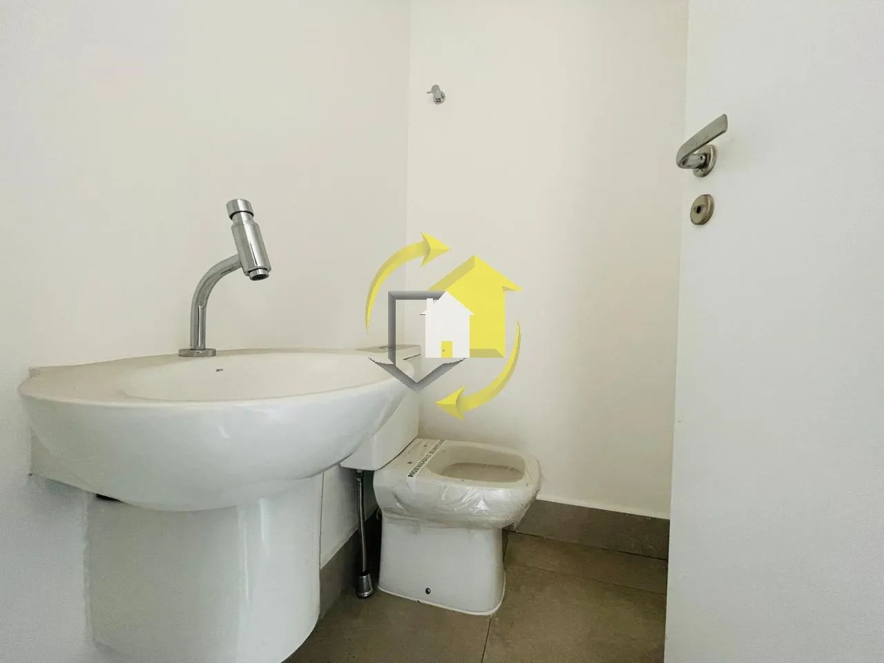 PLATINA 220 - 46 M² - 2 WCS - 1 VAGA - C/ VARANDA - Foto 5