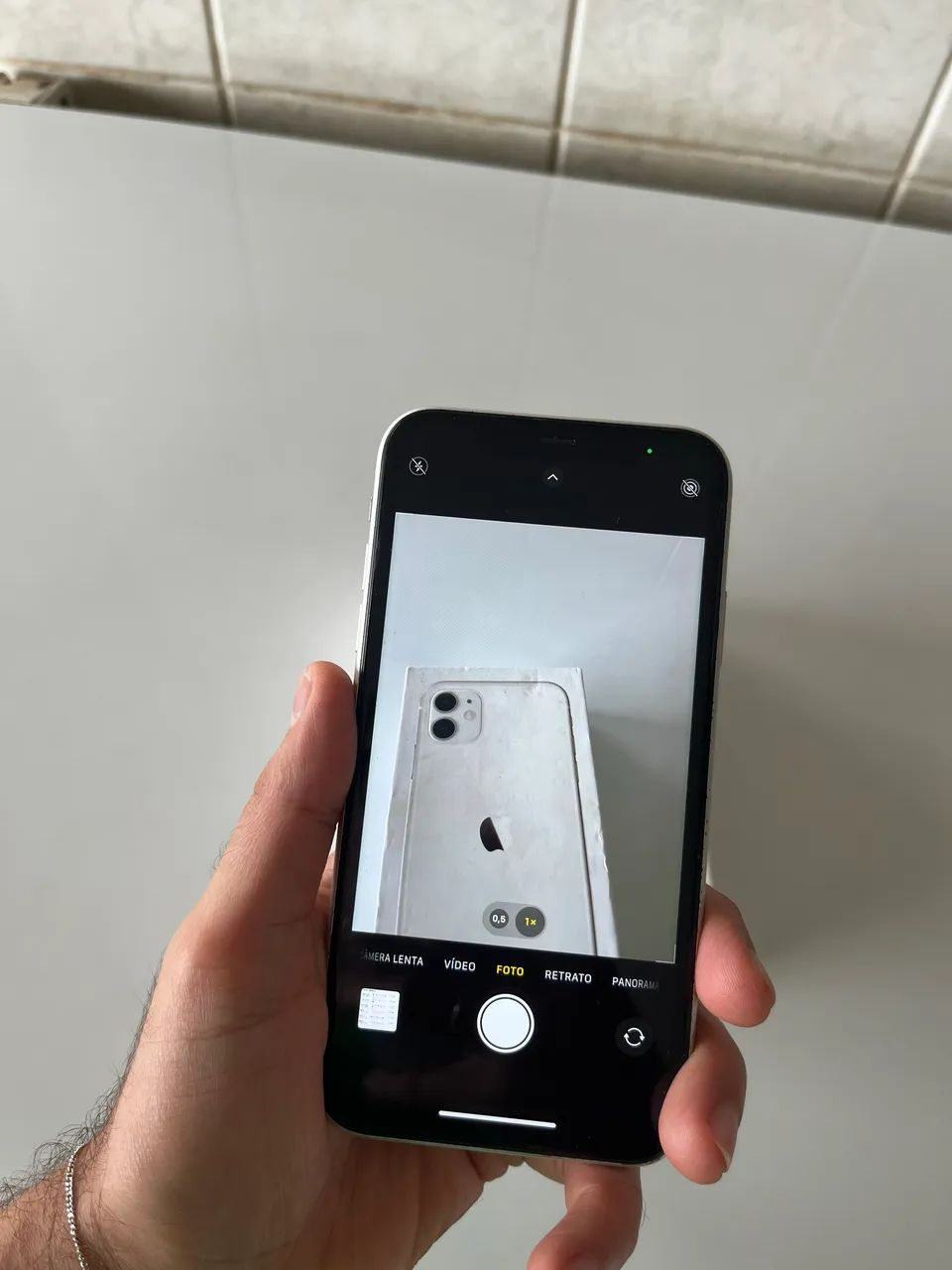 iPhone 11 64 GB - Foto 3