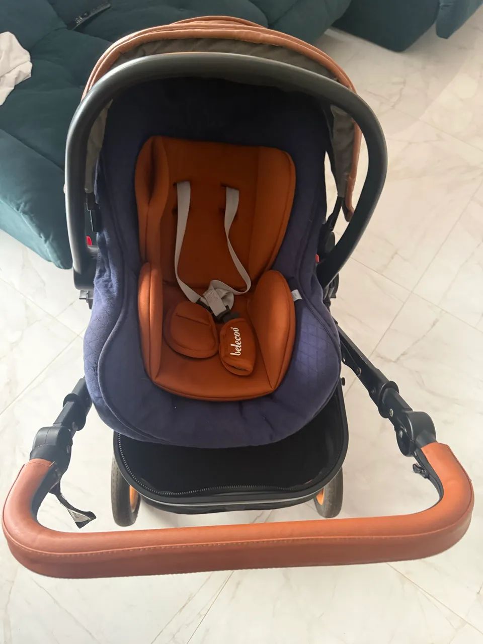 Vendo Carrinho de bebê conforto 3 em 1 - Foto 4