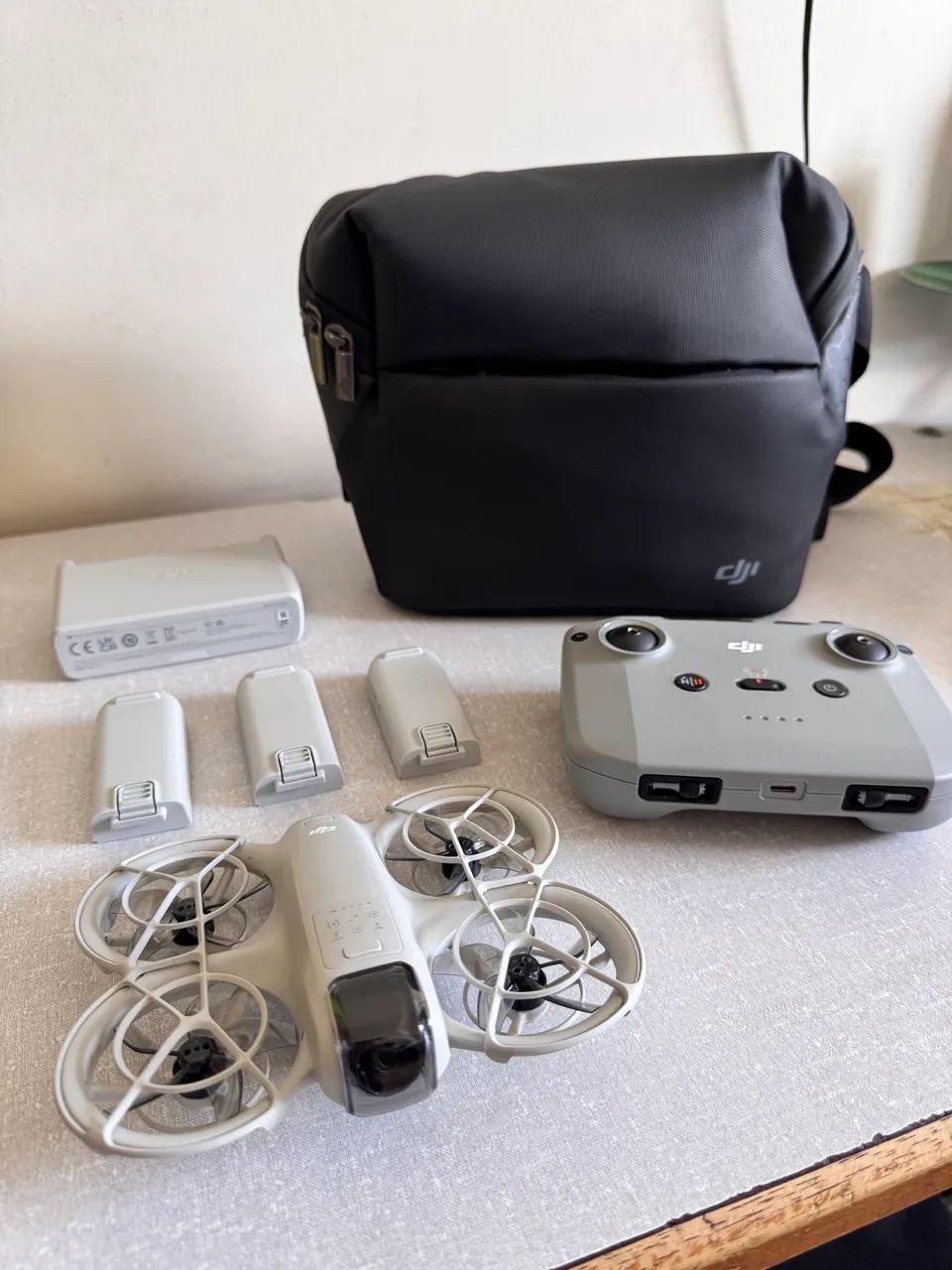 DJI NEO - Fly more combo - Foto 6