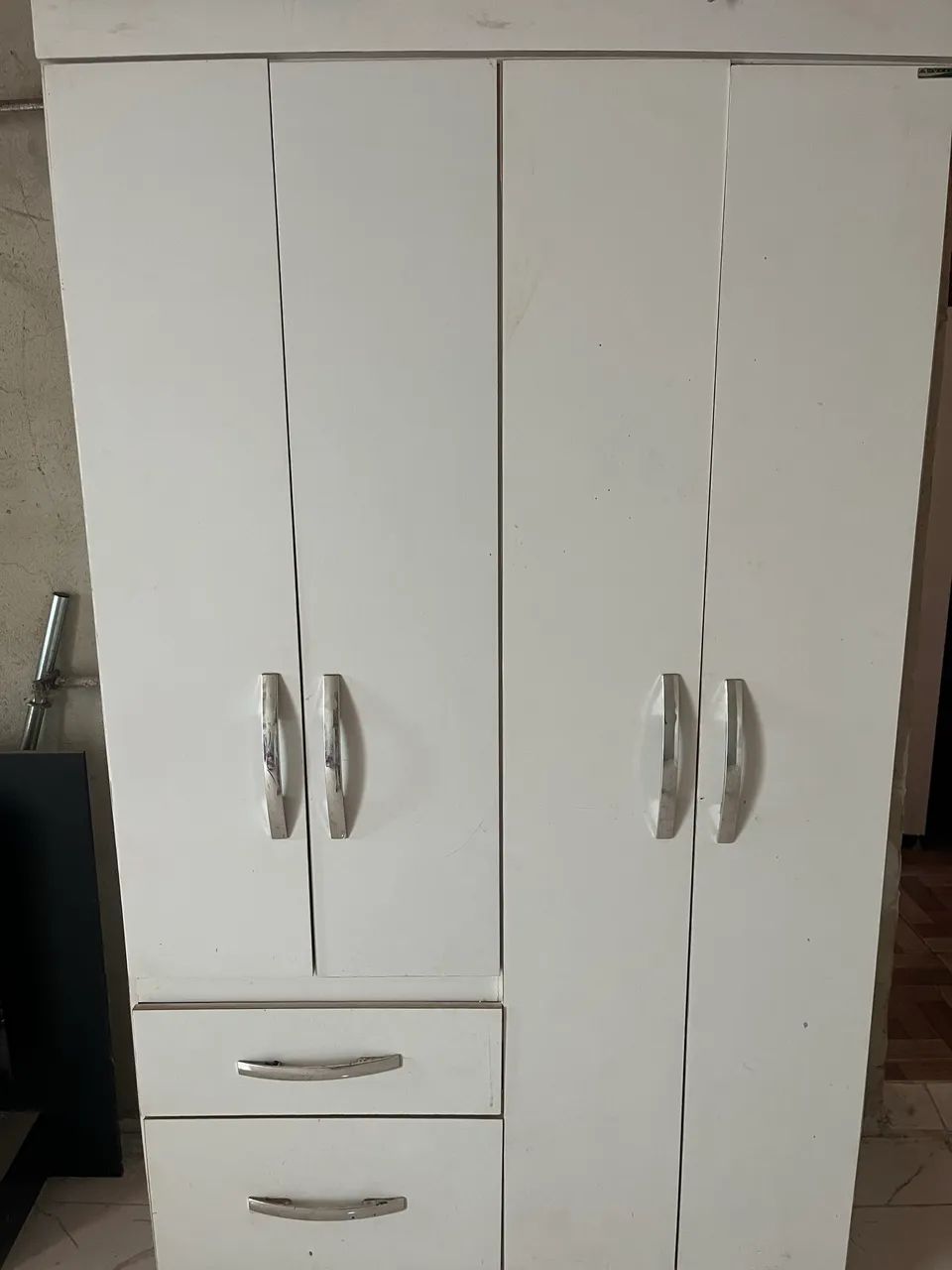 Vendo Guarda-roupa usado